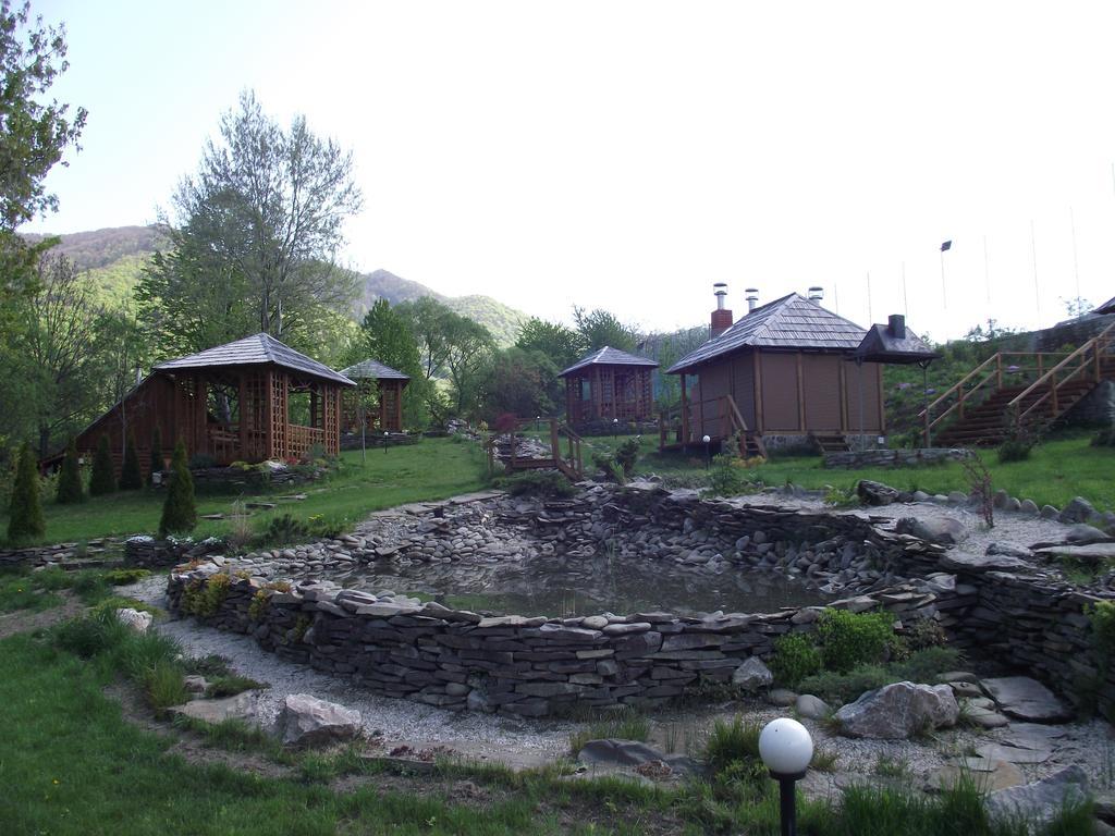 Spa Hotel Zoryani Karpaty Vyshka Exterior photo